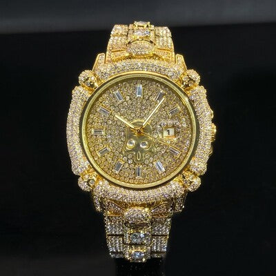 Iced Out Skull Dail Men's Watch in White Gold